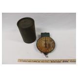 HANSON 40LB. SCALE & LEAVENERS TIN