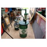 QUAKER STATE QUADROLUBE 120LB CAN W/ PUMP