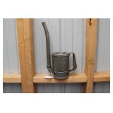 SWINGSPOUT MEASURE CO. 1 QUART OIL CAN