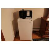 KENMORE DORM FRIDGE & MICROWAVE