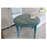 TABLE & FOUR CHAIRS