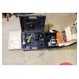 CRAFTSMAN ROUTER & 15.6V DRILL W/ BATTERY & CHARGE
