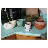 ASSORTED POTTERY PIECES