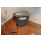 EXECUTIVE MACHINES PAPER SHREDDER EPS-611X