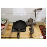 GRISWOLD CHOPPER, WAGNER BREAKFAST SKILLET LODGE 5
