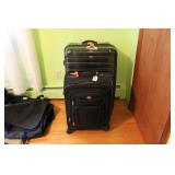 LUGGAGE & DUFFEL BAGS