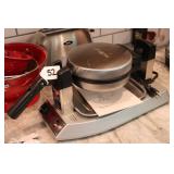 WARING PRO WAFFLE MAKER