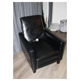 BLACK LEATHER ACCENT CHAIR