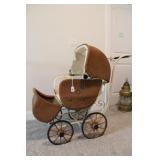 1925 VINTAGE BABY CARRIAGE THAYER