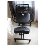 KNEELING CHAIR