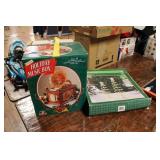 HOLIDAY MUSIC BOX & SPIRAL TREE