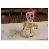 RAGGEDY ANN FIGURAL GLASS GLOBE LAMP
