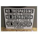 METAL 'NO TRESPASSING SIGN' 24' X 18'