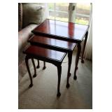 SET OF 3 STACK SIDE TABLES MAHOGANY