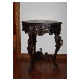 ROCOCO STYLE CARVED SIDE TABLE HEX. TOP