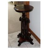 1820'S EMPIRE ERA WALNUT PEDISTAL