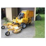 EXCEL HUSTLER 340 BAC-VAC DEISEL MOWER/BLOWER