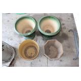 (4) FLOWER POTS