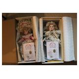 TWO WORLD GALLERY DOLLS