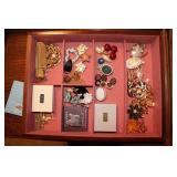 ASSORTED JEWELRY INCL. .925 BRACELET