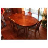 ACCOLADE BY DREXEL KITCHEN TABLE W/ 5 CHAIRS