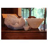 UNMARKED MILK GLASS PUNCH BOWL SET (9 CUPS)