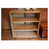 ROLLING SHELF
