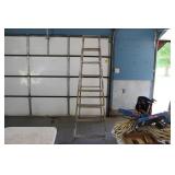 WOODEN 8FT A FRAME LADDER
