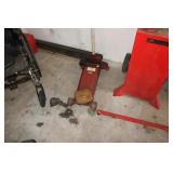 BLACKHAWK 1.5 TON FLOOR JACK