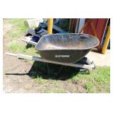 TRUE TEMPER WHEELBARROW