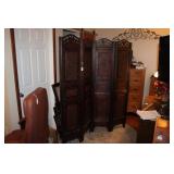 ANTIQUE WOODEN ORIENTAL STYLE DIVIDER