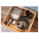 (2) DRAWERS W/ POTS & PANS