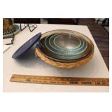 PYREX NESTING BOWLS & LARGE BOWL W/ BASKET