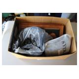 PICTURE FRAMES & MORE