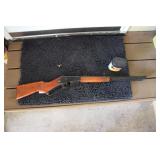 DAISY RED RYDER BB GUN W/ BB