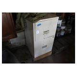 METAL FILE CABINET 15" X 18" X 28"