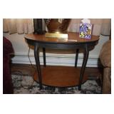 OVAL LAMP TABLE