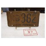1930 PENNA LICENSE PLATE & 1947 BICYCLE PLATE