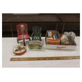 VINTAGE TOYS & COLLECTIBLES