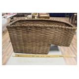 ANTIQUE GATHERING BASKET