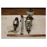 TRIPOD, LIGHT FIXTURES & LAMP PARTS