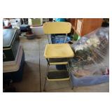VINTAGE COSCO STEP STOOL