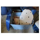 TOTE WITH ASSORTED CERAMICS