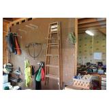 6' WOODEN LADDER
