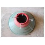 PLASTIC CHRISTMAS TREE STAND