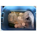 TOTE WITH KITCHENWARE