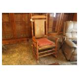 VINTAGE ROCKING CHAIR