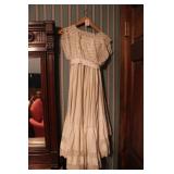 VINTAGE DRESS