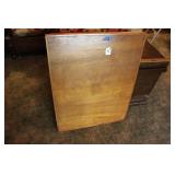 COLLAPSIBLE WOODEN TABLE