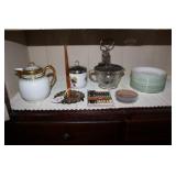 ASSORTED KITCHENWARE & COLLECTIBLES